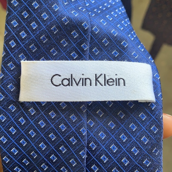 Assorted neck ties but all 6! - Picture 4 of 7